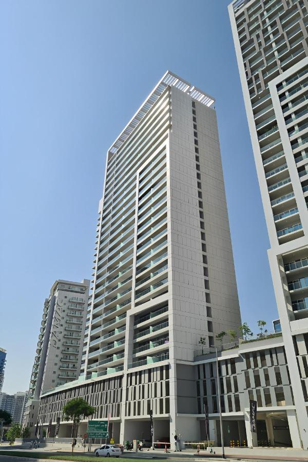 Sparking 2 Bedroom At Vera Residences Dubai Ngoại thất bức ảnh